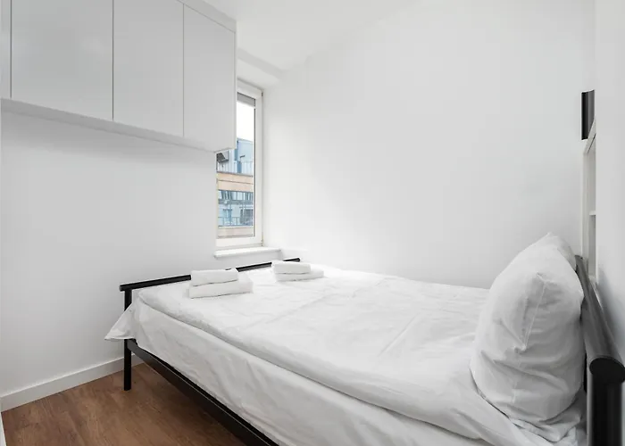 Zelazna 16 By Homeprime *