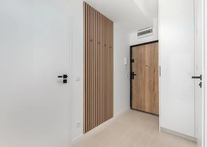 Zelazna 16 By Homeprime Apartman Varsó