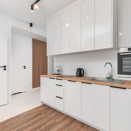 Zelazna 16 By Homeprime Warschau